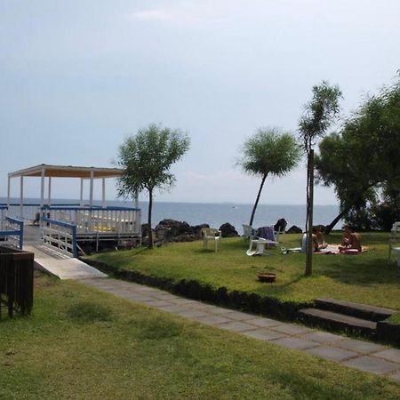 Venusilia Apartment - Free Parking Aci Castello Kültér fotó
